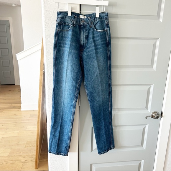 New CO Hi Rise Tapered Jeans - Picture 2 of 8